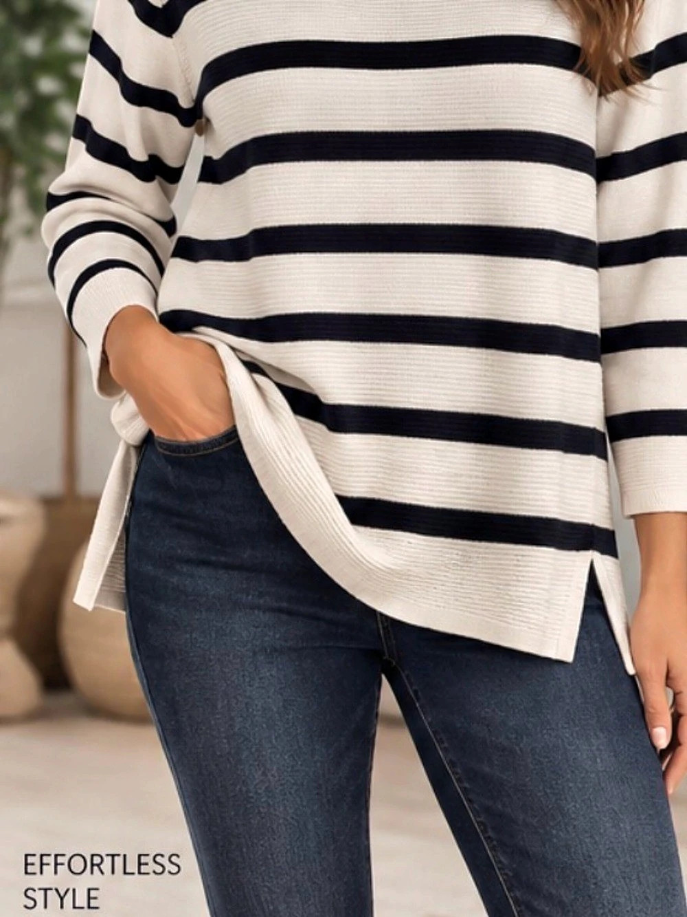 23” ptp Striped Crew Neck Sweater in Cream & Black Like New
